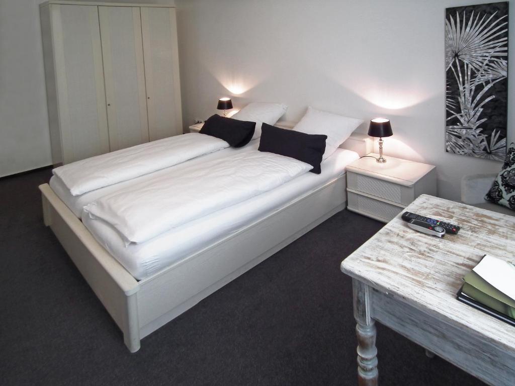 Hotel Stadt Coblenz Fachbach Room photo
